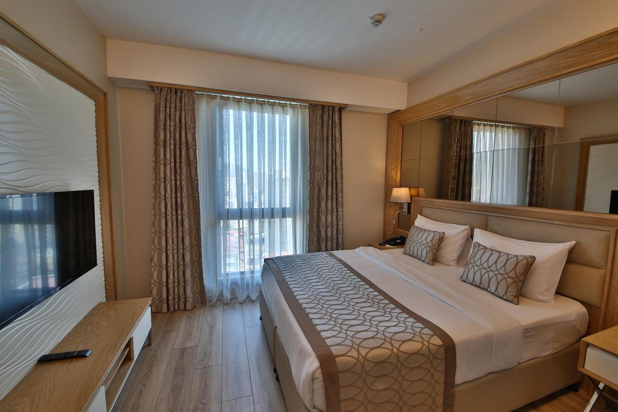 Отель Bof Ceo Atasehir 5*